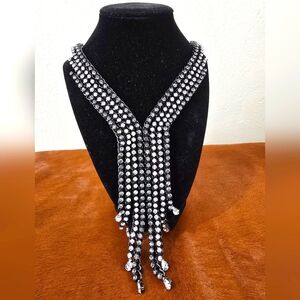 BCBGMAXAZRIA CRYSTAL LARIAT Necklace